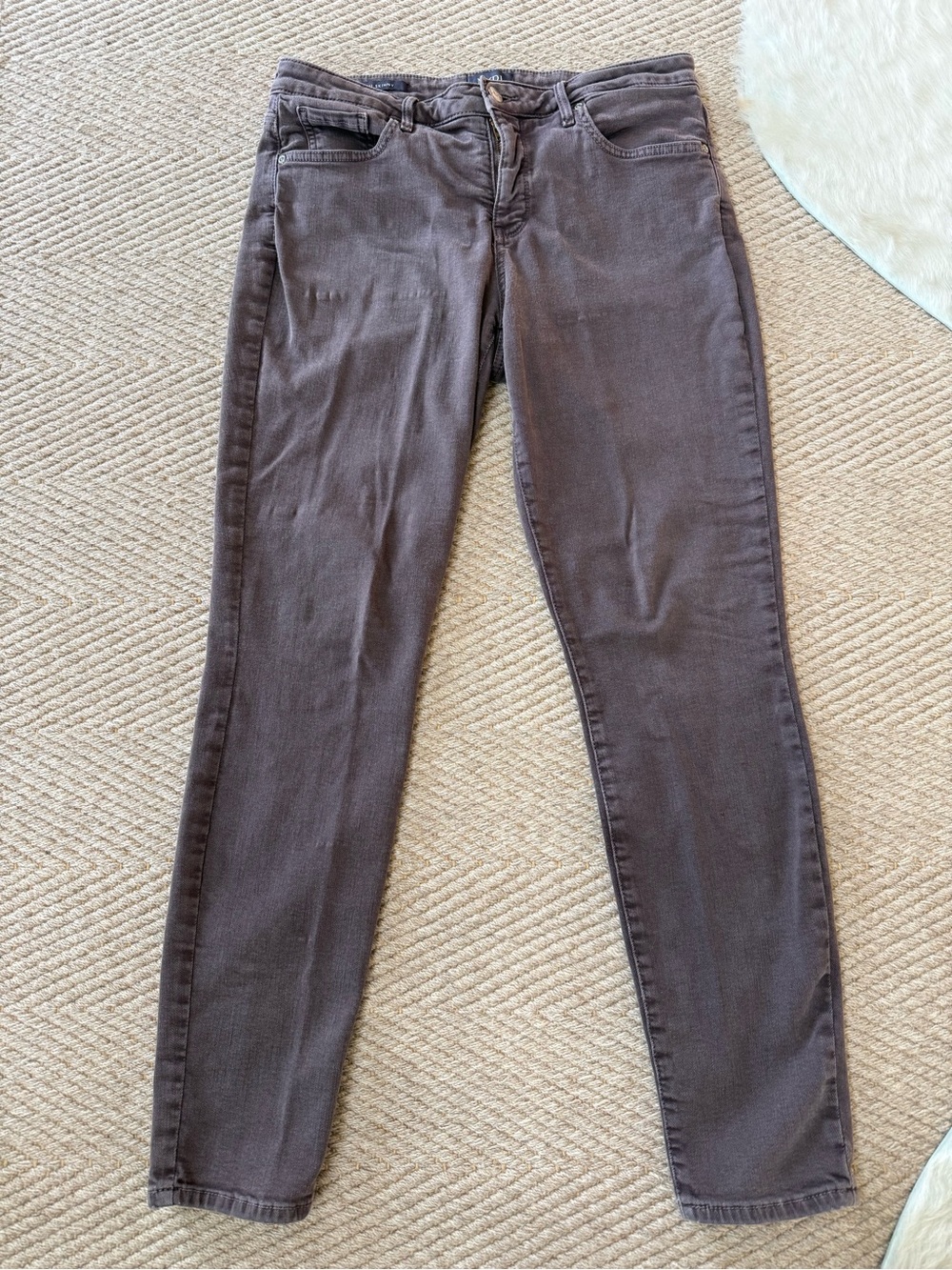 Women’s Skinny Jeans in a gorgeous purple